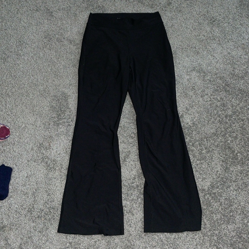 Old Navy Large black high waisted flare leggings
